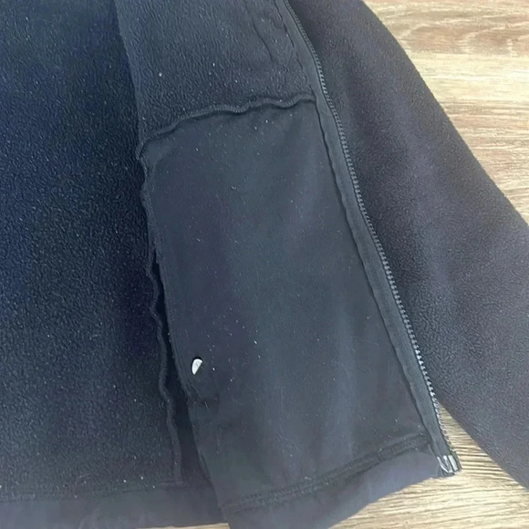North Face Black Fleece Jacket - Picture 12 of 13